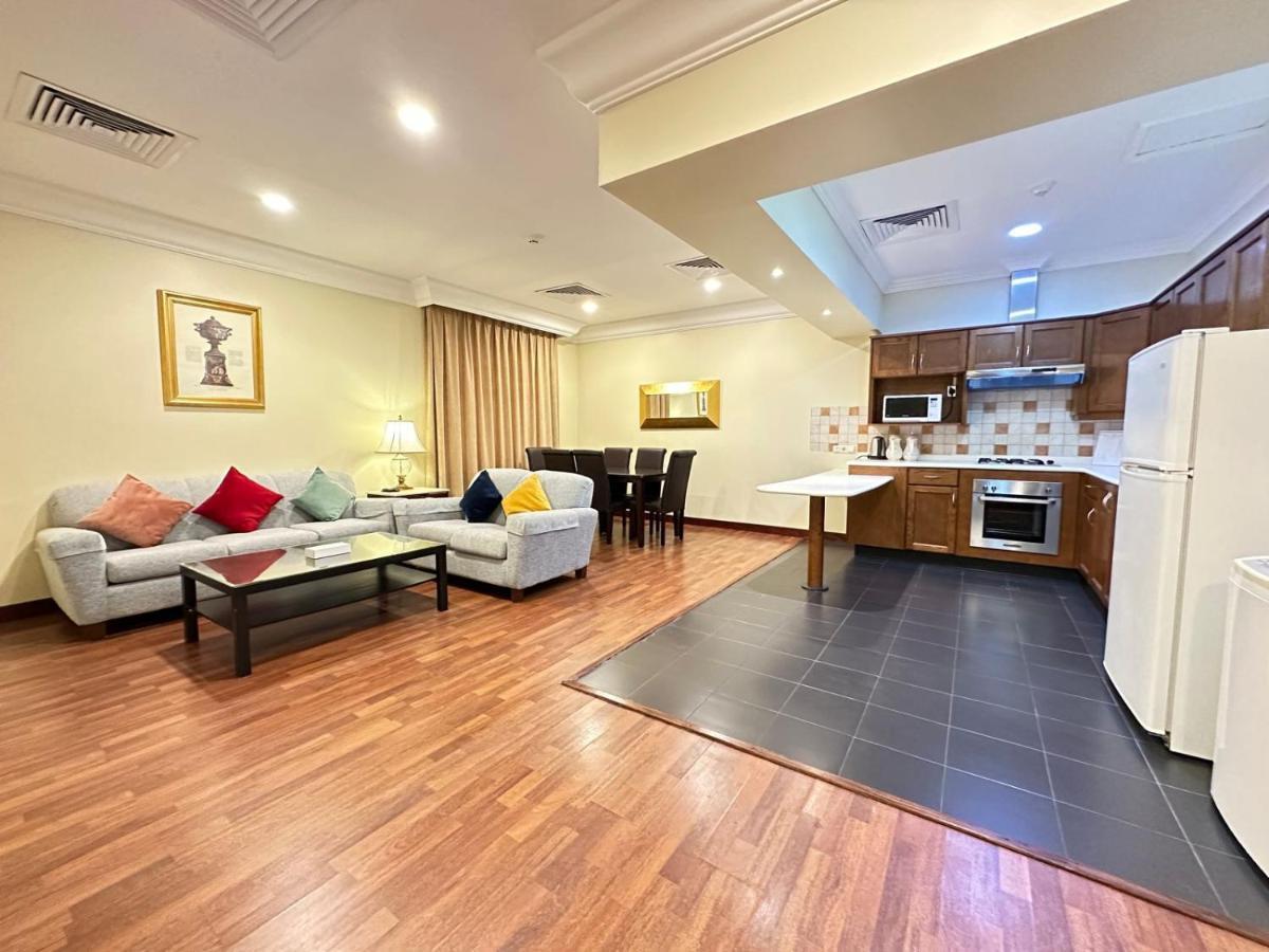 The Palace Suites Khobar Extérieur photo