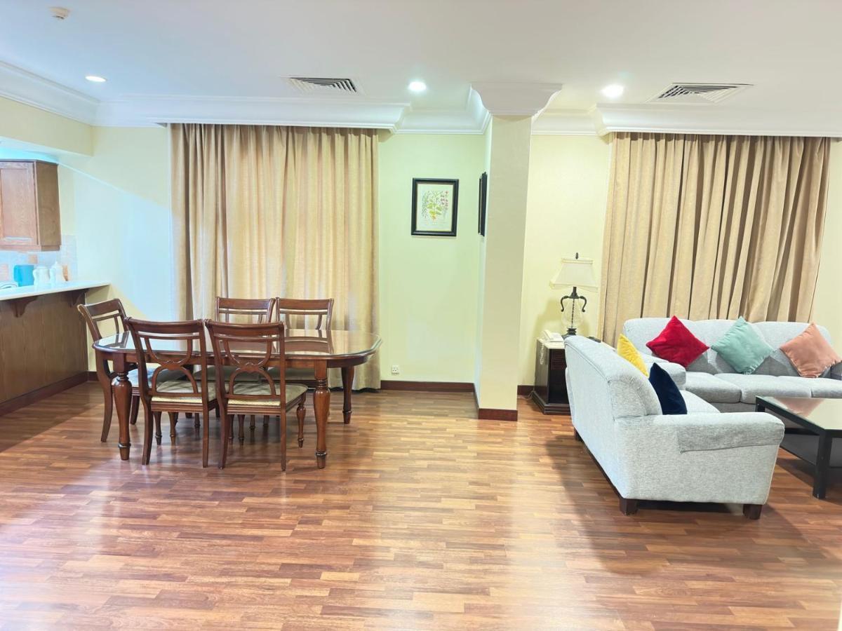 The Palace Suites Khobar Extérieur photo