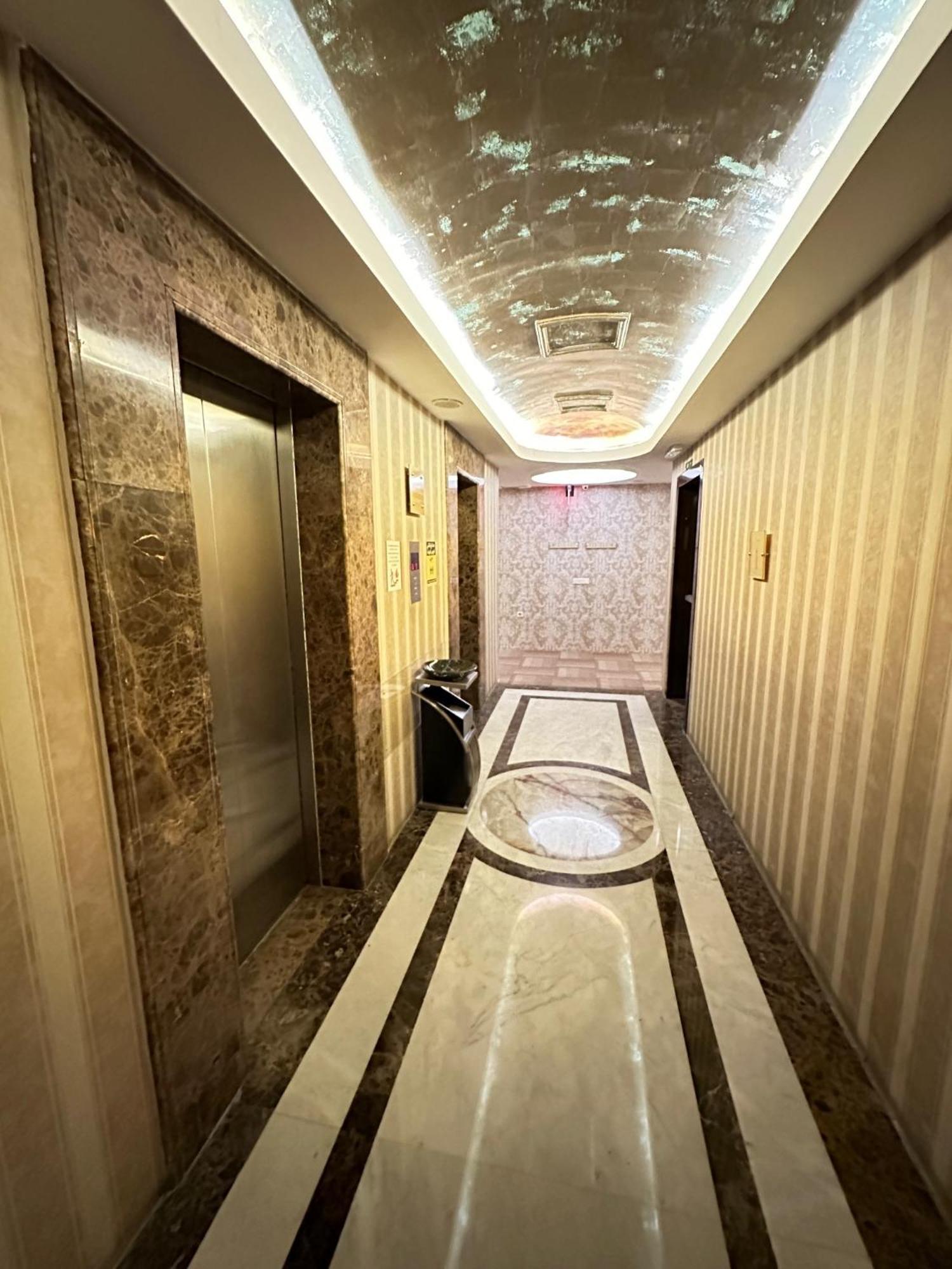 The Palace Suites Khobar Extérieur photo