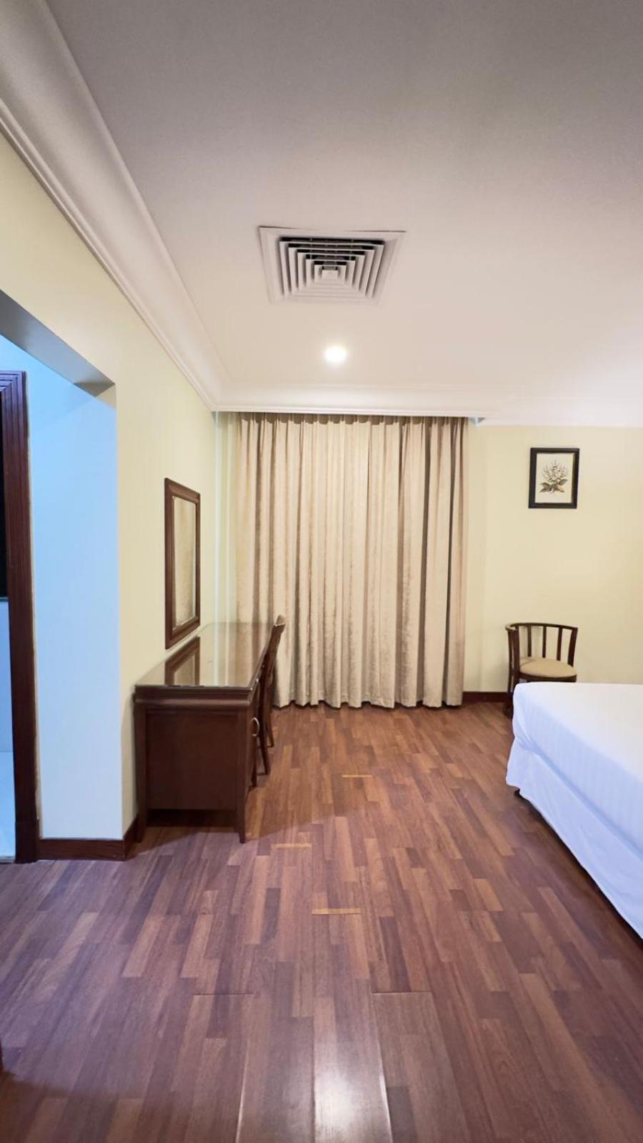 The Palace Suites Khobar Extérieur photo