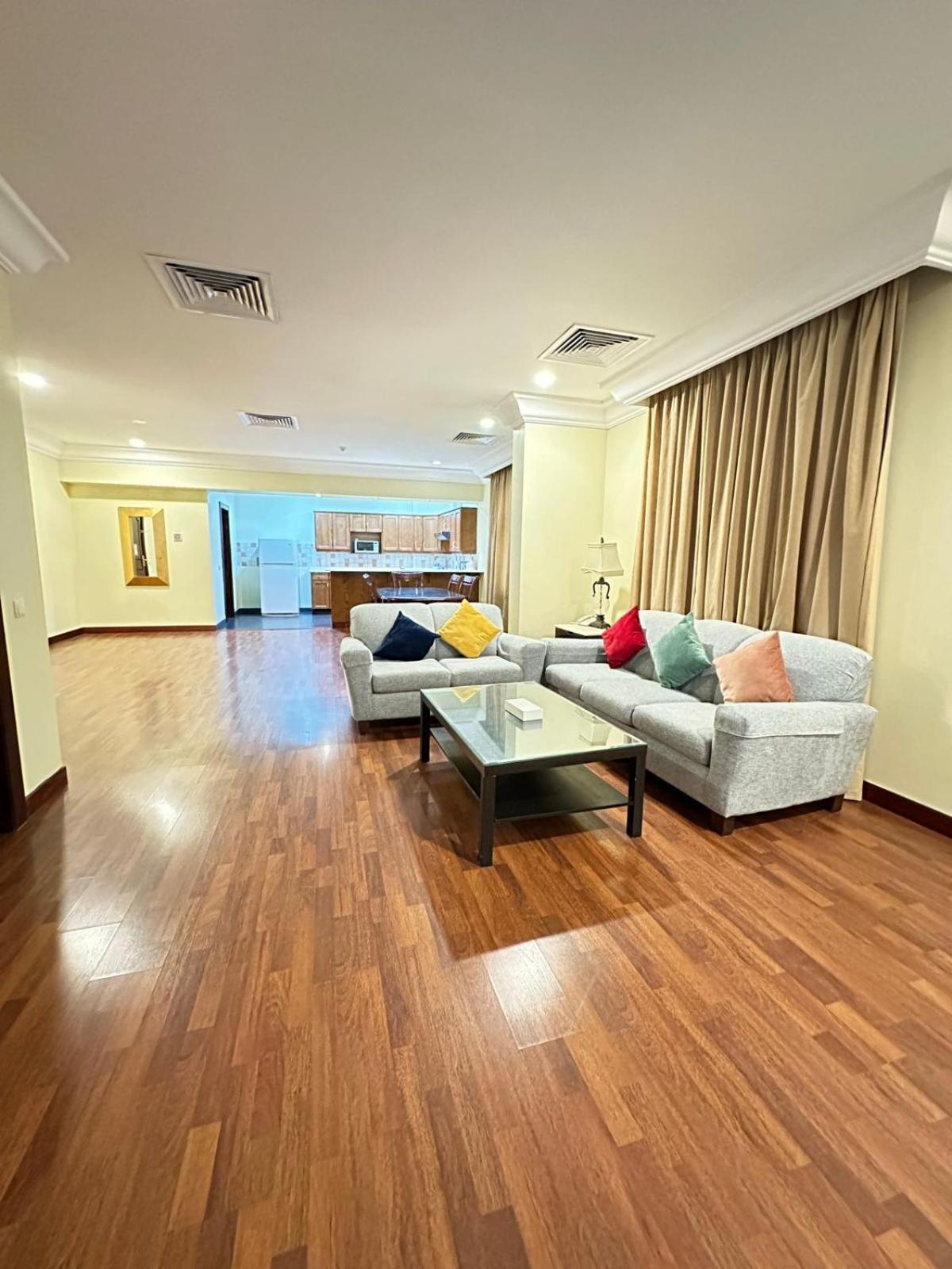 The Palace Suites Khobar Extérieur photo