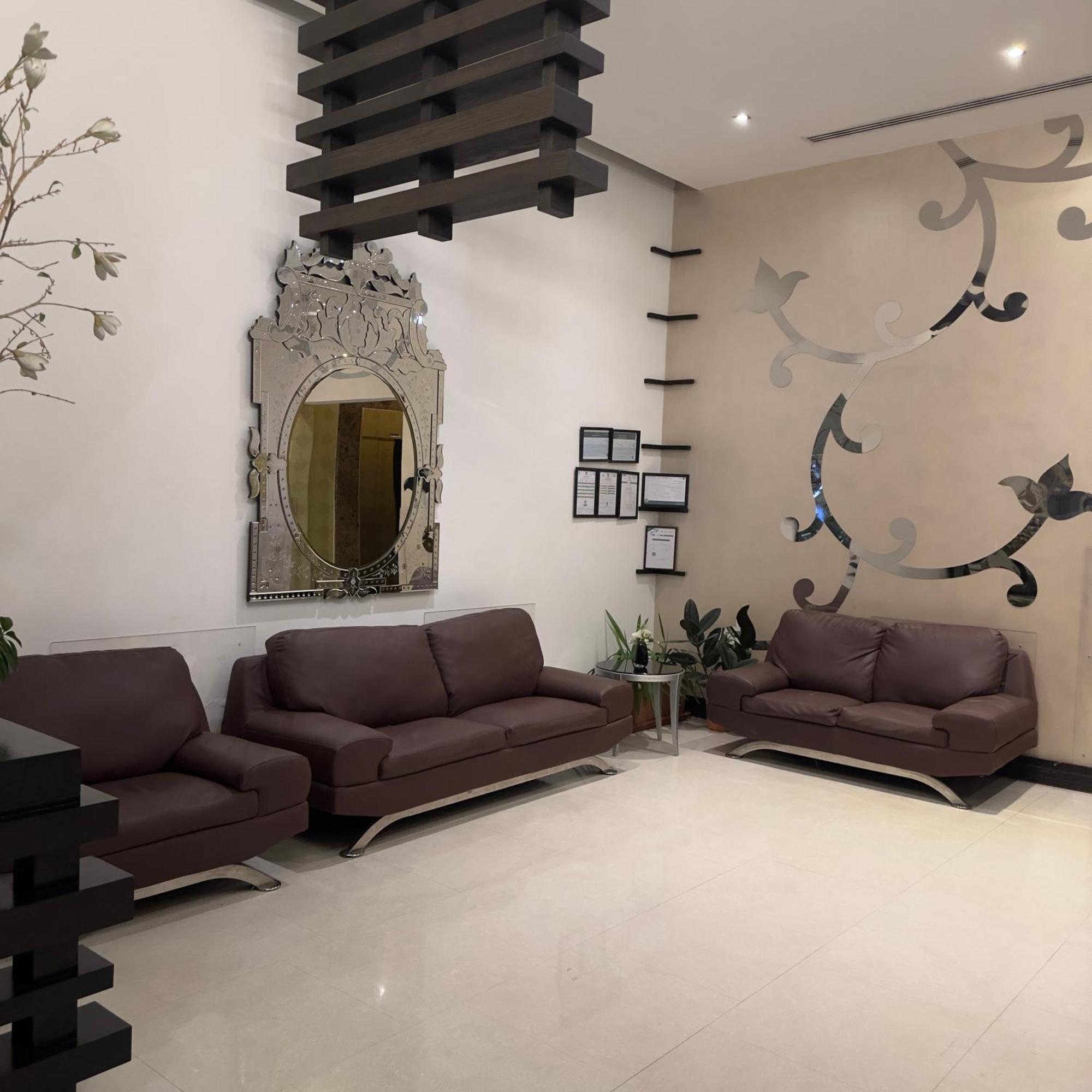 The Palace Suites Khobar Extérieur photo